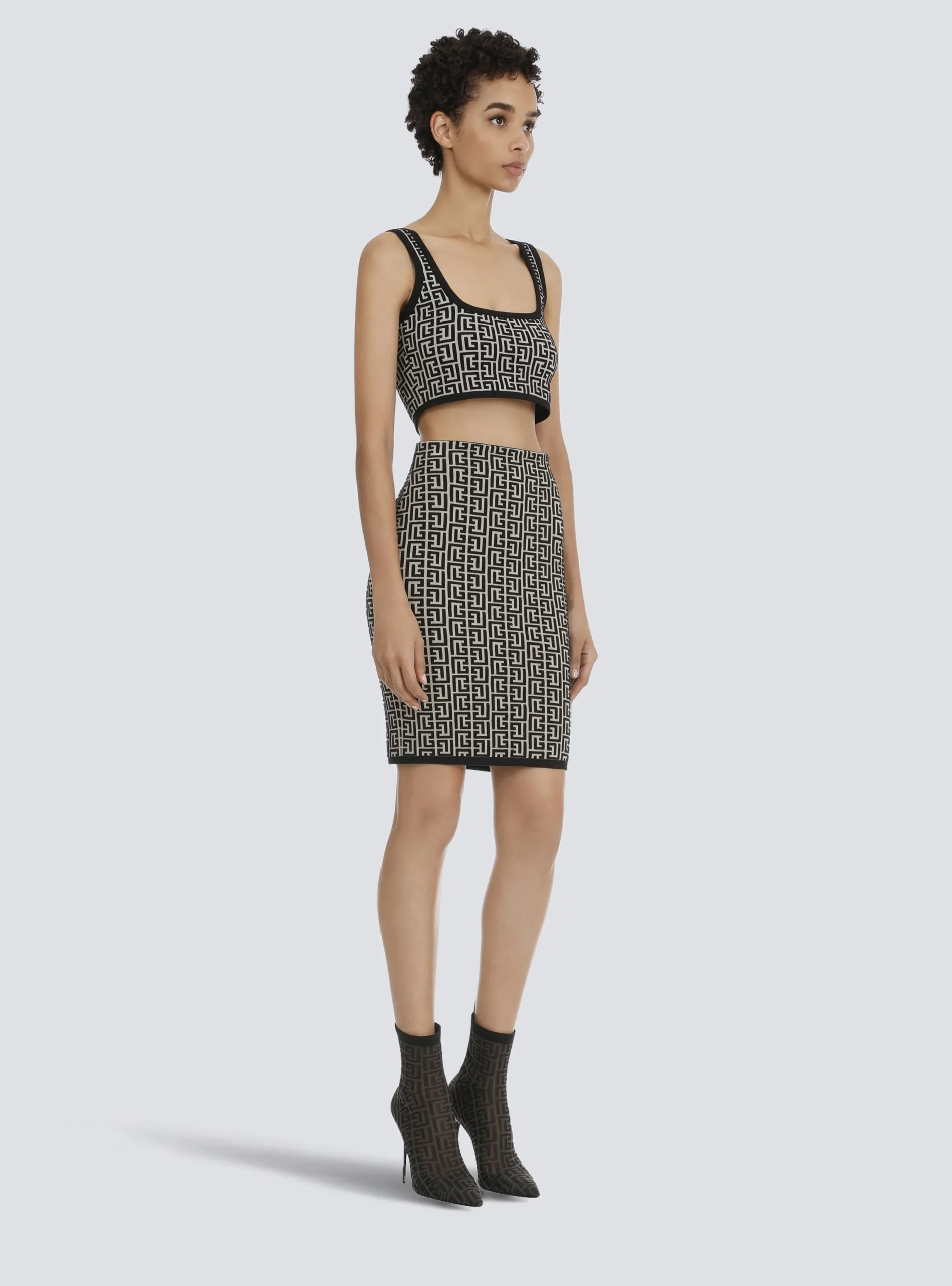 Cheap Bicolor Jacquard Knit Skirt Women Skirts