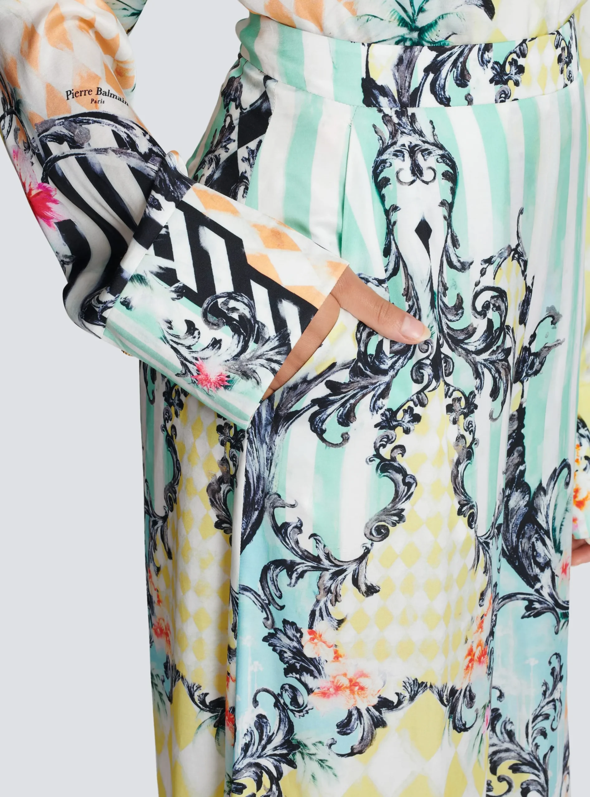 New Palazzo Trousers With Baroque Print Women Trousers And Shorts
