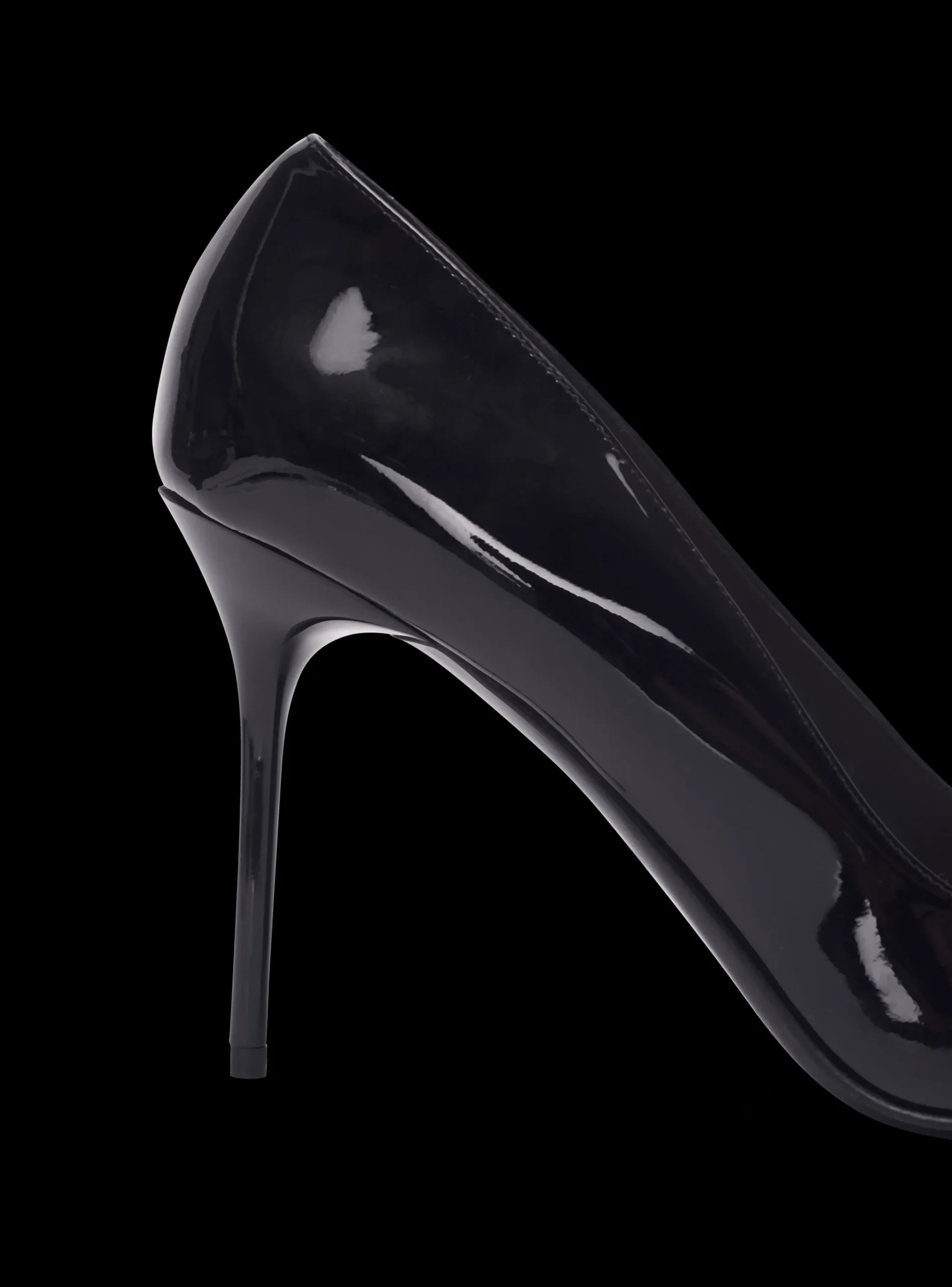 Store Patent Leather Ruby Pumps With Flower Detail Women High Heels & Pumps
